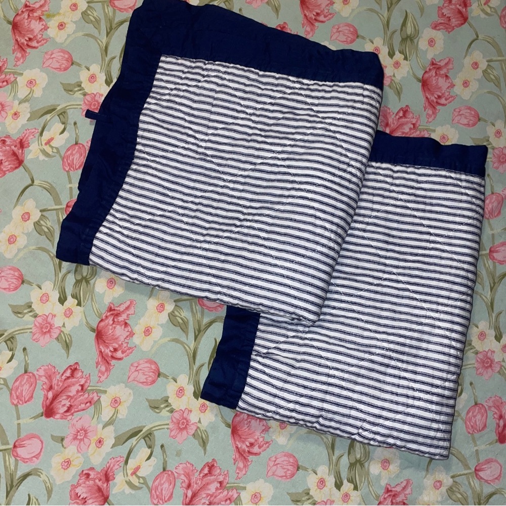 Pair Rachel Ashwell quilted Striped Standard Pillow Shams EUC